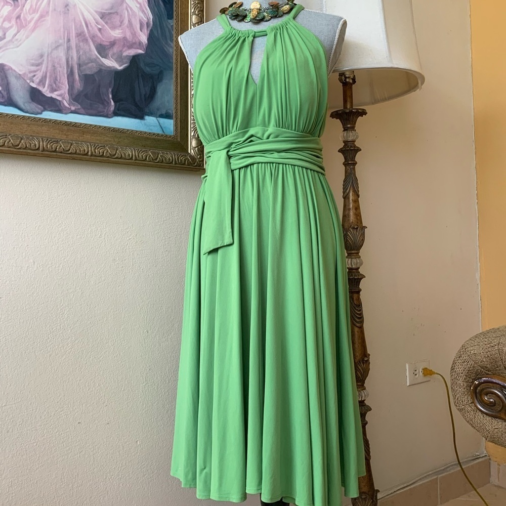 Like New Spectacular Bright Green Cocktail Dress A Sexy Design Size 14 - Picture 7 of 7